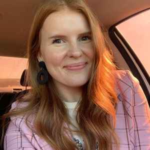 Meet your Posher, Lyndsie